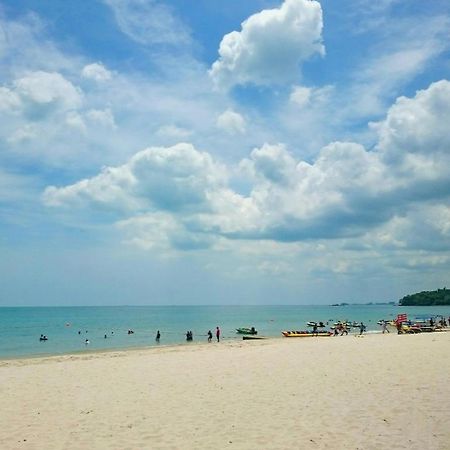 Coastline Hotel Port Dickson Bagian luar foto